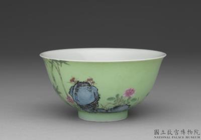 图片[2]-Bowl with flowers and bamboo in green ground of falangcai painted enamels, Qing dynasty, Yongzheng reign 1723-1735-China Archive